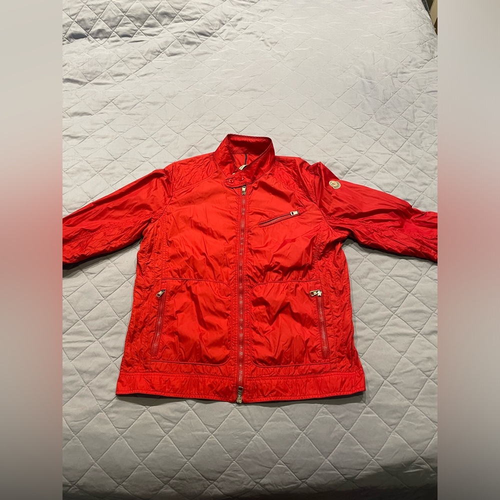 Men’s Moncler windbreaker size 4 gently worn/ great condition